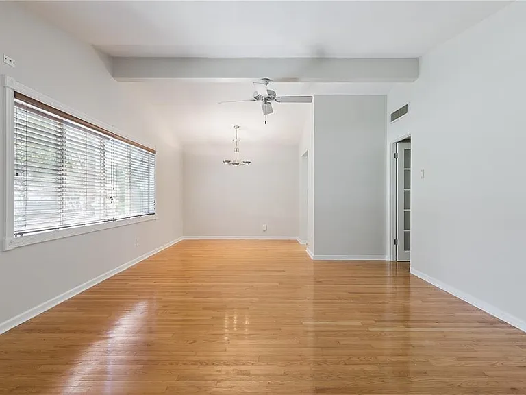 508 Dunblane Dr — Photo 4