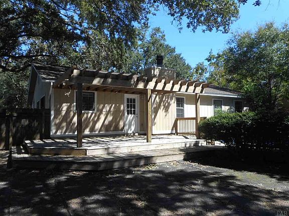 5th image of 4133 Aqua Vista Dr