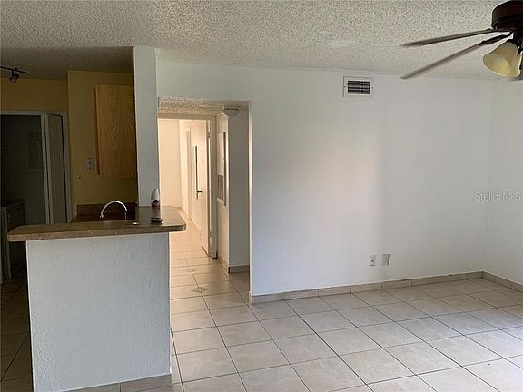 5th image of 2131 Cascades Blvd Unit 102