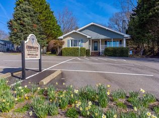 156 White Oak St, Franklin, NC 28734