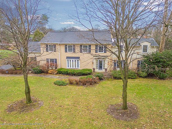 2nd image of 1456 Meadowbrook Ln