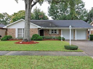 2204 N Rayburn Ct, Pasadena, TX 77502