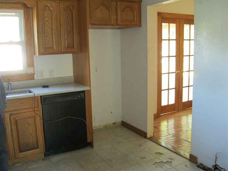 4th image of 4343 BUCKINGHAM Drive