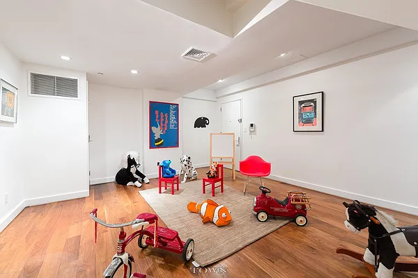 Sold by Town Residential | media 4