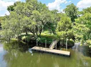 4647 Pamela Dr, Yankeetown, FL 34498