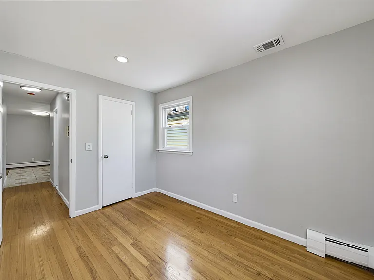 194 Congress St #3 — Photo 18