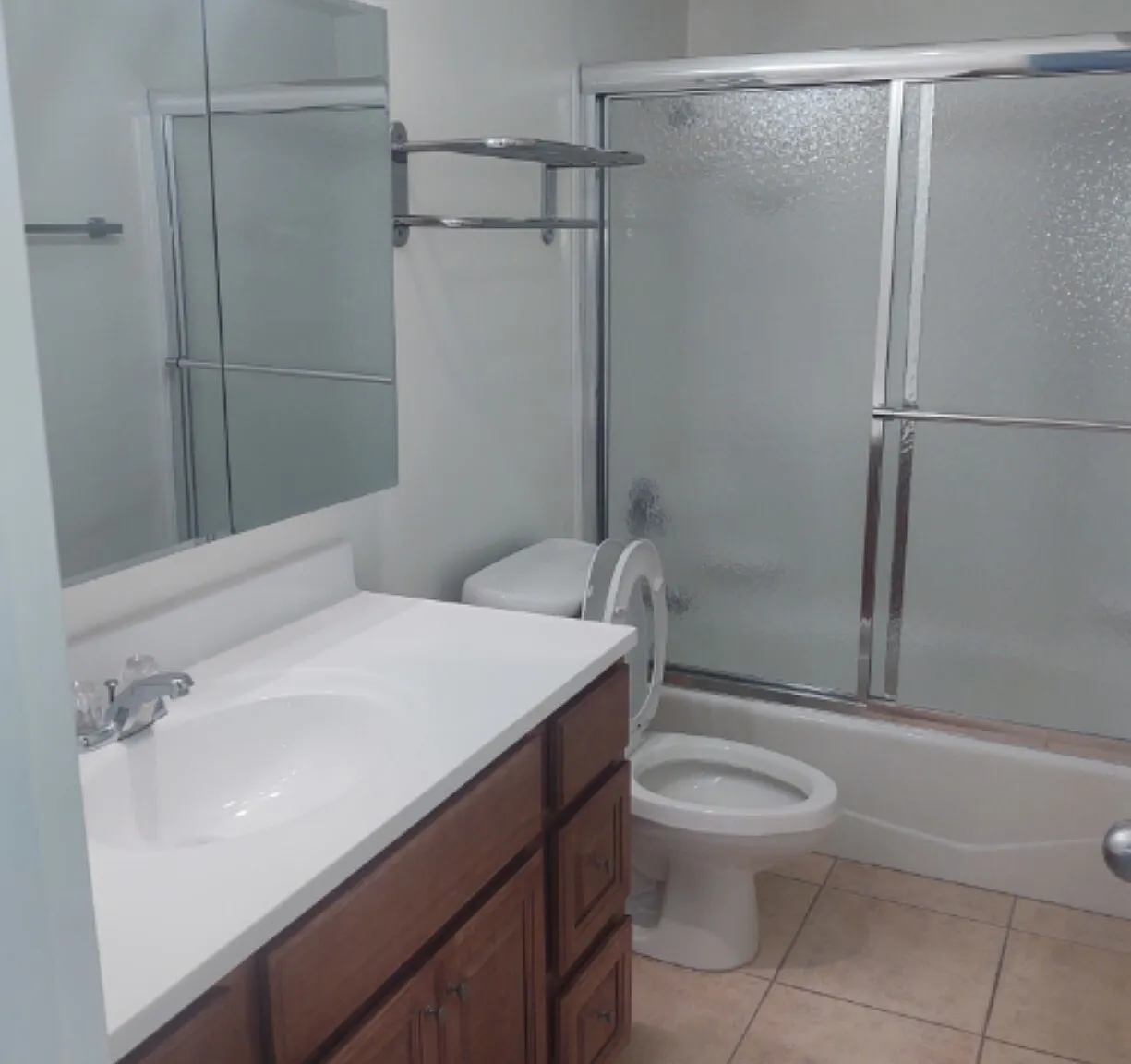 2 bed, $3,350 — Photo 4