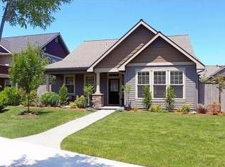 407 Clinton St, Ashland, OR 97520