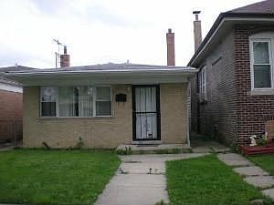 2nd image of 1407 W 110th Pl