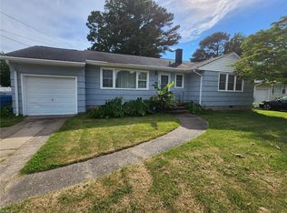 333 Kings Grant Rd, Virginia Beach, VA 23452