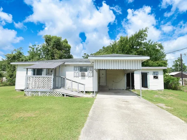 208 Authement St, Houma, LA 70363