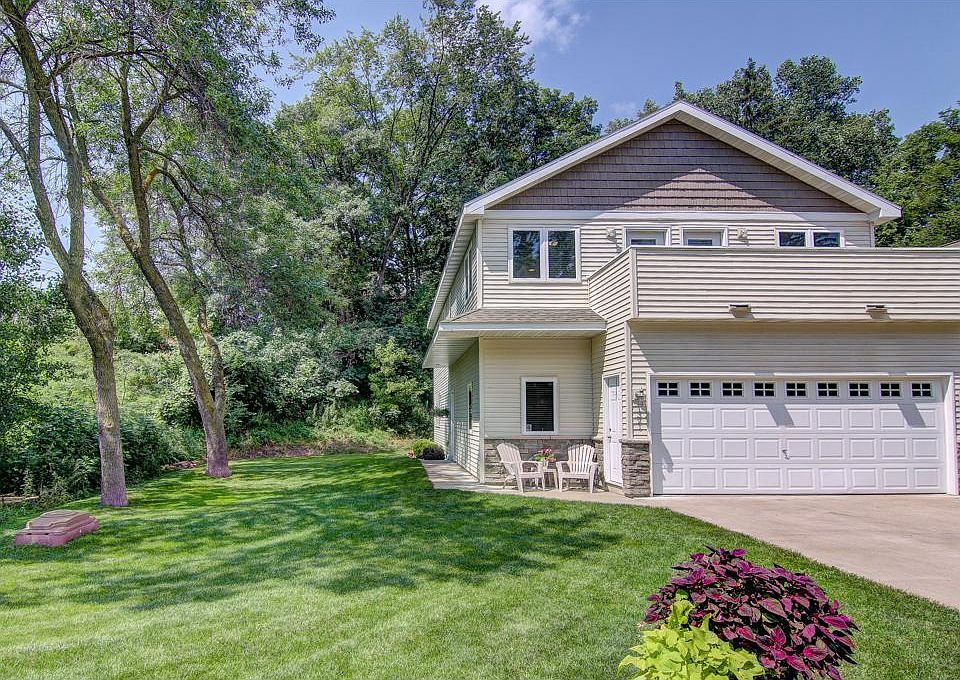 1st image of 1321 Butler Ct