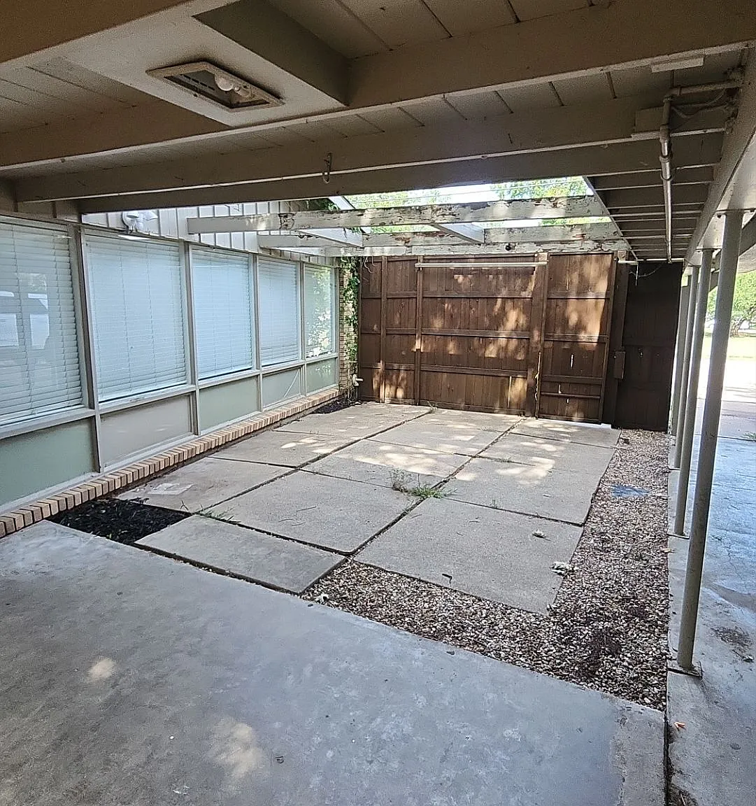 4 bed, 1592 sqft, $2,800 — Photo 3