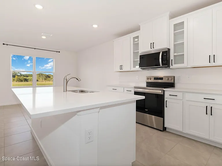 5072 Alabaster Dr — Photo 16
