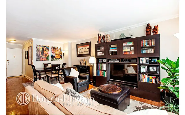 Sold by Douglas Elliman | media 8