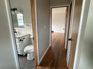 209 E Ann St #A, Roanoke, IL