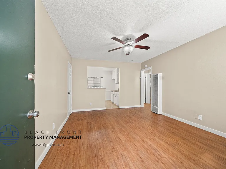 9320-9330 Elm Vista Dr. — Photo 23