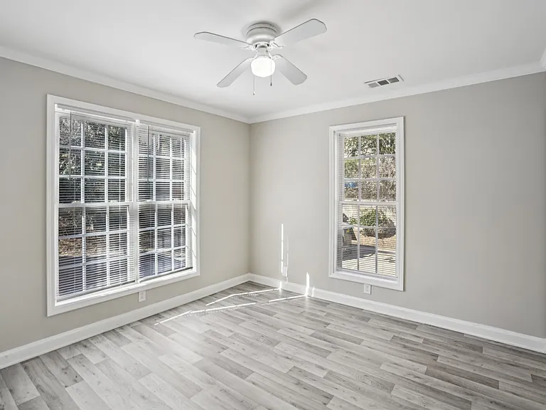 Buckhead Townhomes and Gardens — Photo 50
