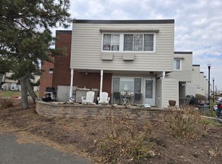 126 Walk, West Haven, CT 06516