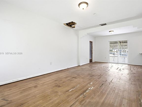 2nd image of 157 Lenape Dr