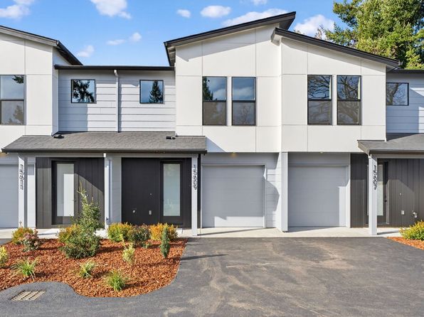 15609 SE Meadowlark Ln