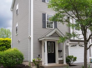 73 Liberty St #3, Danvers, MA 01923