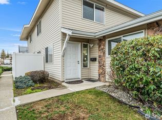 East Gate Terrace Condominiums, East Wenatchee, WA 98802