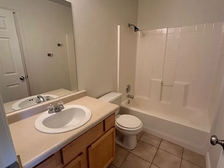 3155 S Hidden Valley Dr #104 — Photo 10