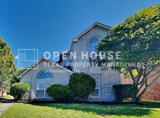 569 Timber Way Dr, Lewisville, TX 75067