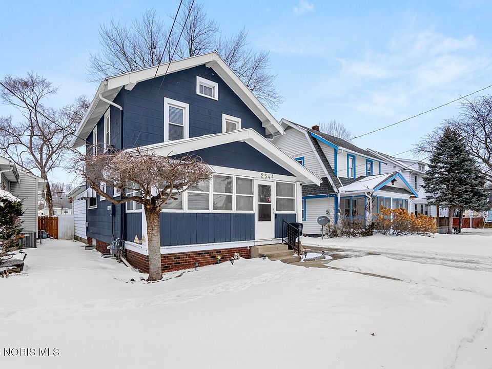 1st image of 2544 Oak Grove Pl