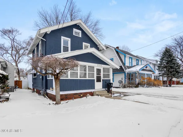 2544 Oak Grove Pl, Toledo, OH 43613