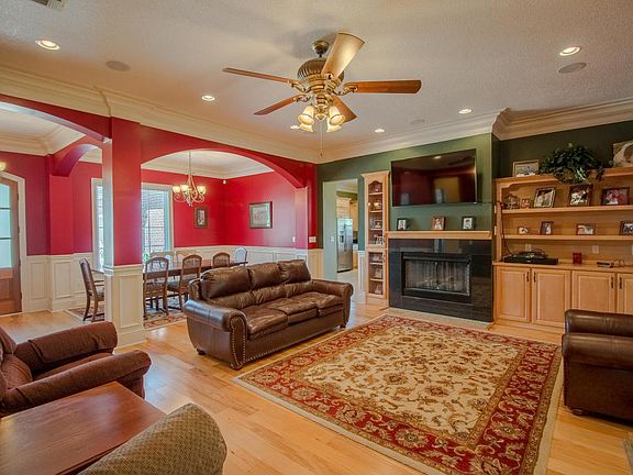 3rd image of 13223 Chasae Ln