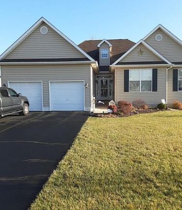2nd image of 101 W Green Ln
