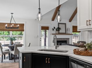 365 Frontier Dr, Clarksville, TN 37043