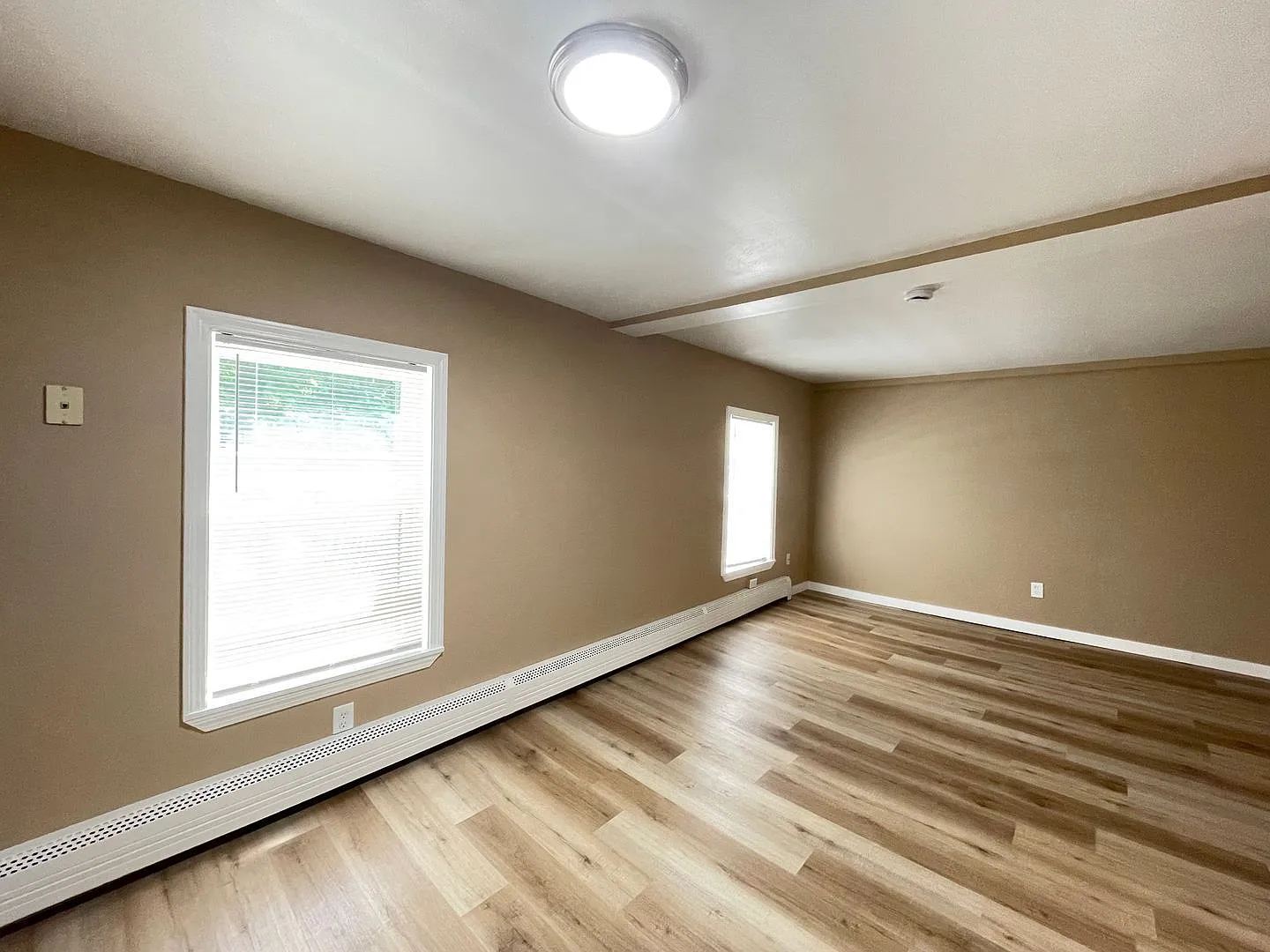 1 bed, 1.0 bath, 425 sqft, $1,575 — Photo 3