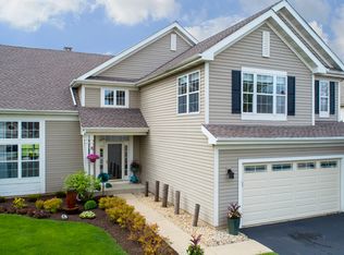 1340 Hunter Dr, Bartlett, IL