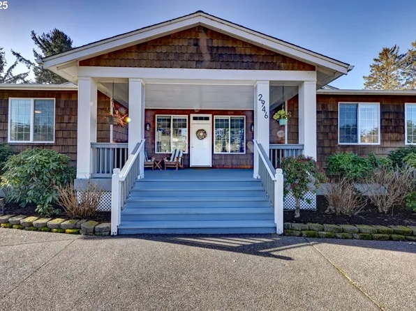 2946 Pine Ct, Gearhart, OR 97138