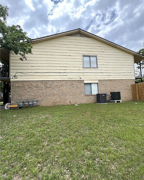 1st image of 2400 Bandera Dr #A