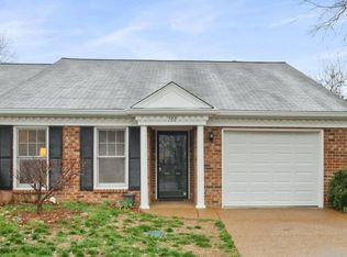100 Emma Neuhoff Ct, Nashville, TN 37205