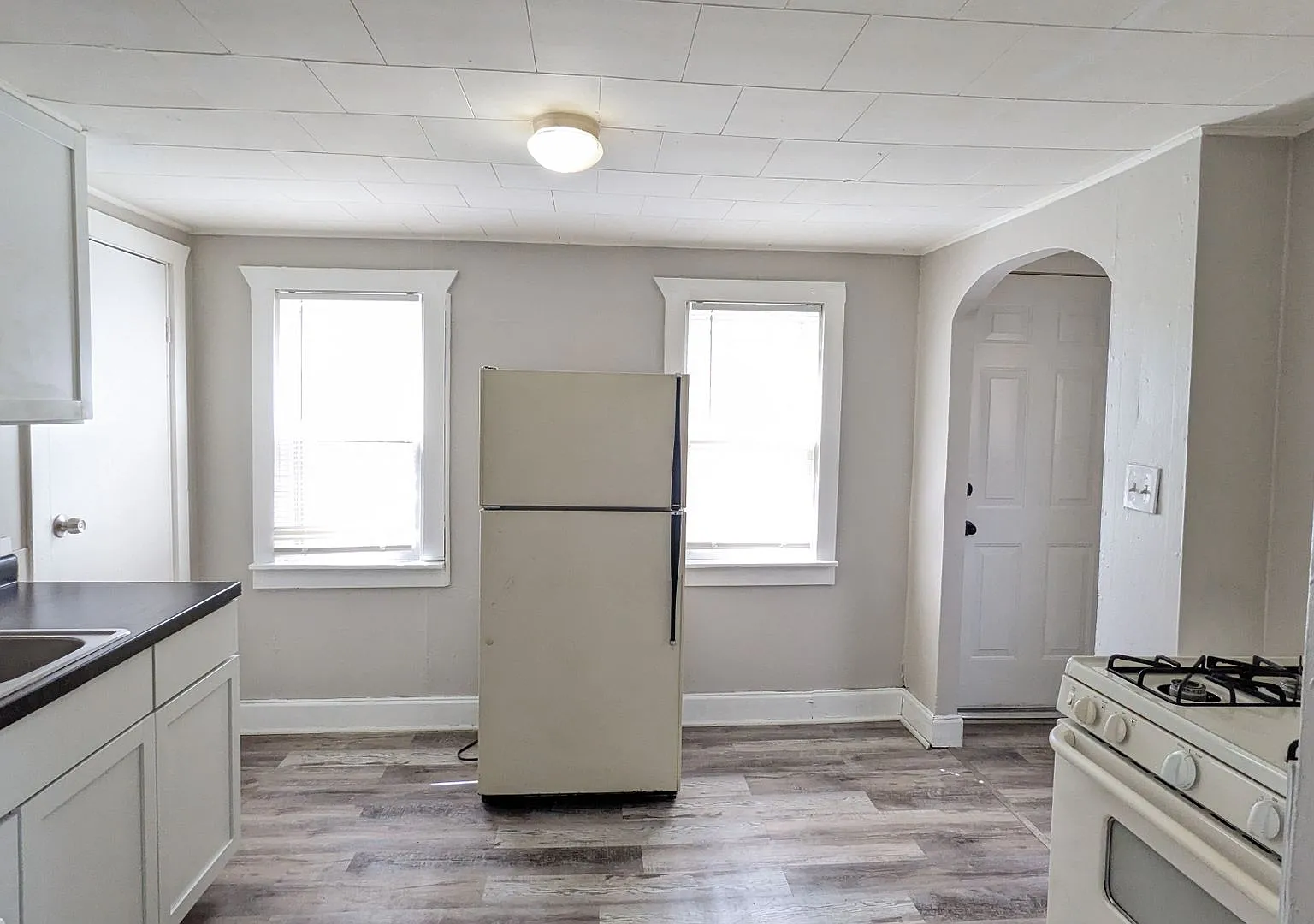 1255 Francis, 2 bedroom house — Photo 3