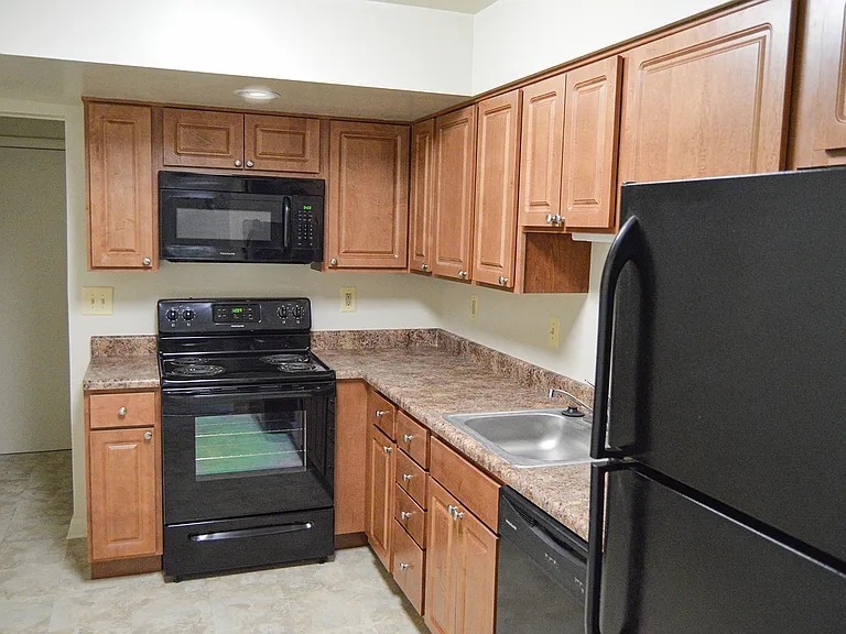 Cinnamon Ridge Apartments — Photo 3