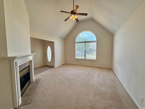 4th image of 8433 Countrywood Ct