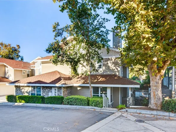 704 Chandler W, Highland, CA 92346