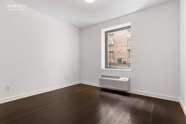 Rented by Sotheby's International Realty | media 16