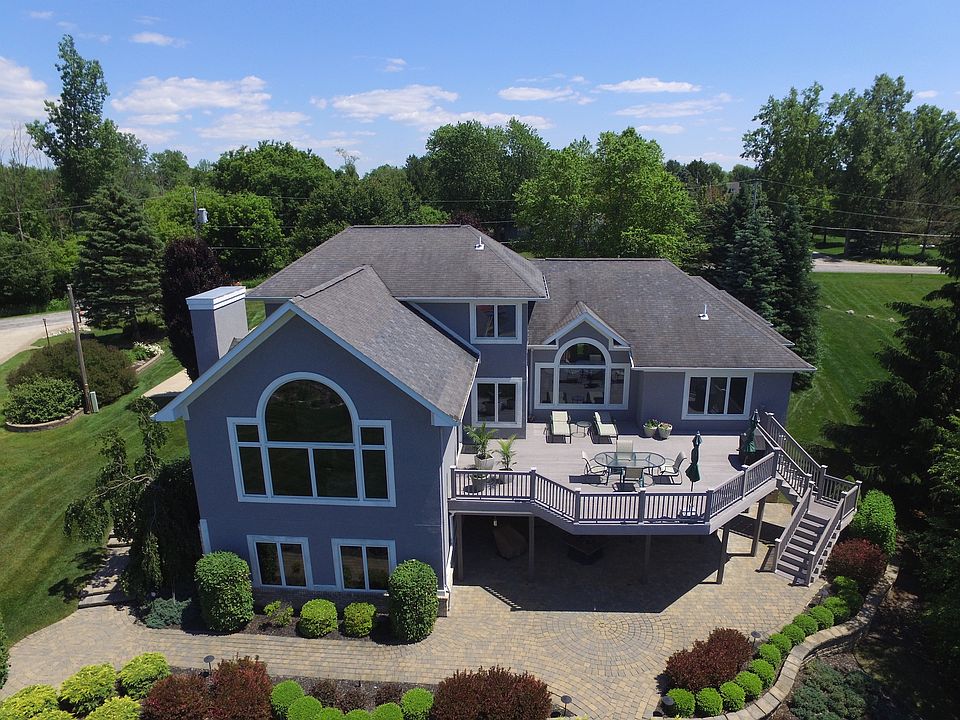 1st image of 3094 Woodland Dr