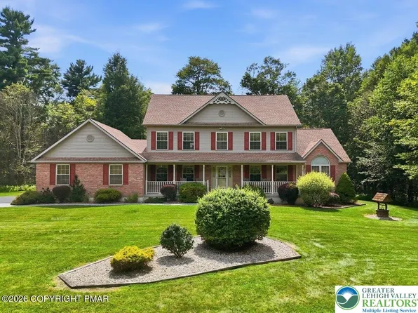138 Scenic Dr, Blakeslee, PA 18610