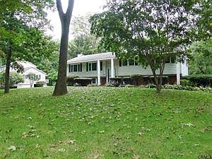 1st image of 177 Wood Dale Dr