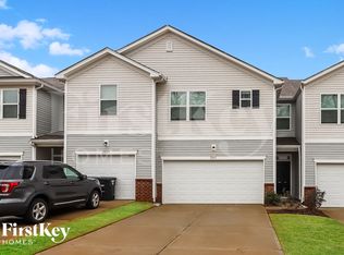 2041 Cypress Village Dr NW, Concord, NC 28027