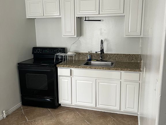 4th image of 2308 Monte Vista Dr Unit B