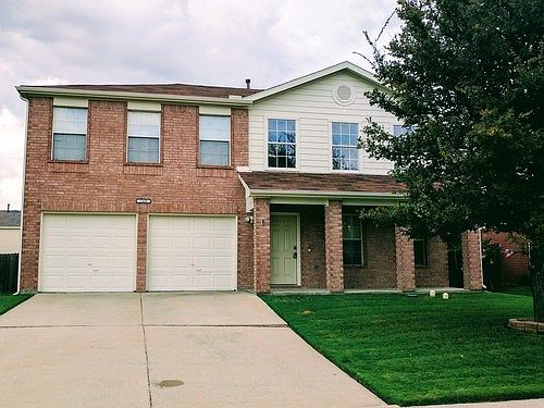 1st image of 2400 Hampton Dr